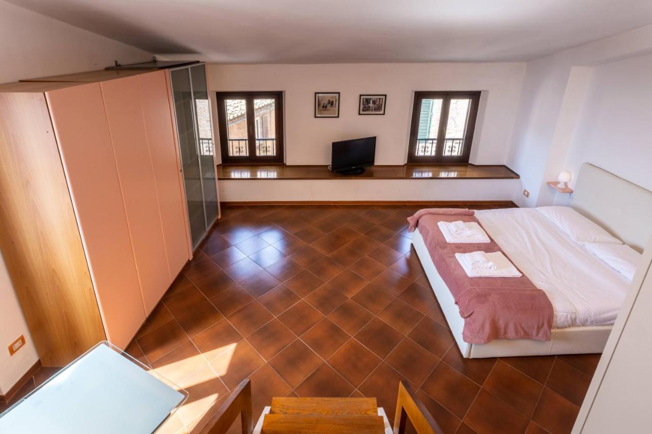 La Casa Del Dupre Lägenhet Siena Exteriör bild